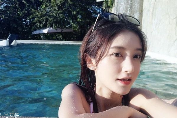 男生對你有好感的征兆 他開始對你動心的表現