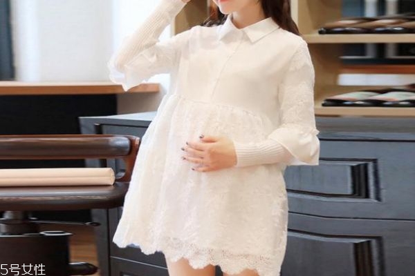 懷孕左腹和右腹痛有何區(qū)別 懷孕初期肚子疼的預(yù)防 懷孕左腹和右腹痛有何區(qū)別 懷孕初期肚子疼的預(yù)防