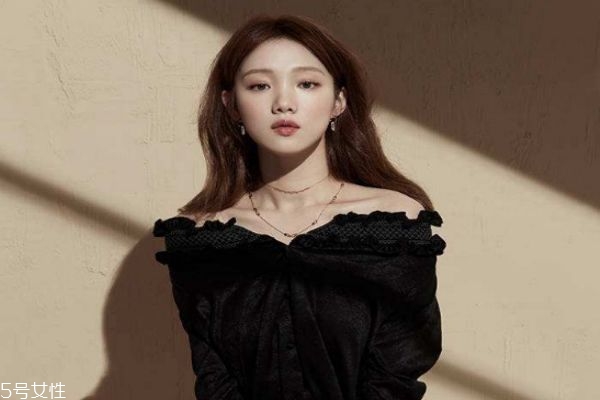 激光去痘印吃什么 激光去痘印后恢復(fù)過程 激光去痘印吃什么 激光去痘印后恢復(fù)過程