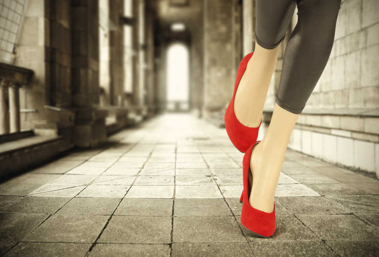 商務(wù)高跟鞋的合適高度 不能超過6厘米 商務(wù)高跟鞋的合適高度 不能超過6厘米