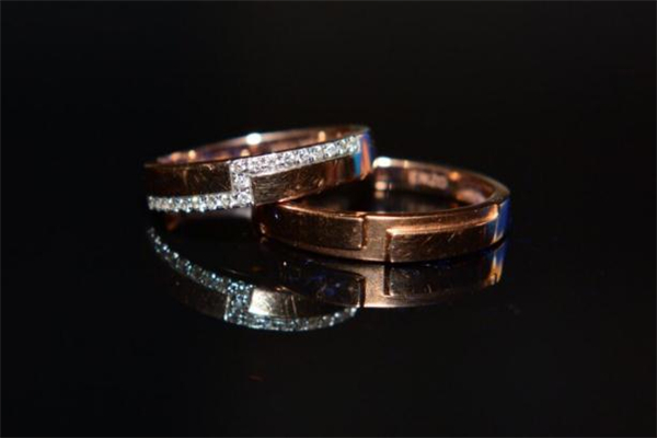 enzo鉆戒可以以舊換新嗎 enzo鉆戒可以換款嗎 enzo鉆戒可以以舊換新嗎 enzo鉆戒可以換款嗎