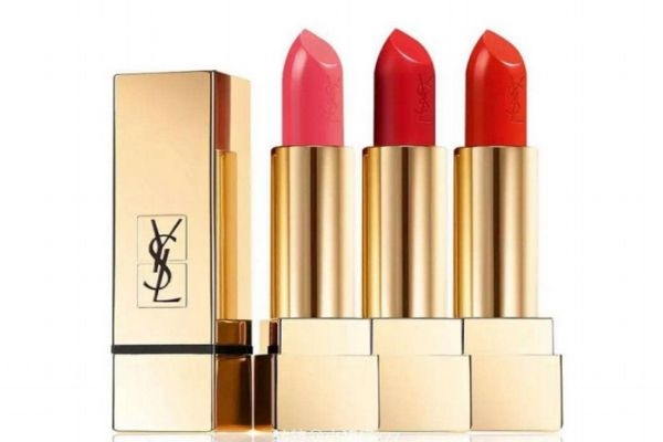 口紅怎么區(qū)別好壞呢 是不是掉色的口紅都是不好的呢 口紅怎么區(qū)別好壞呢 是不是掉色的口紅都是不好的呢