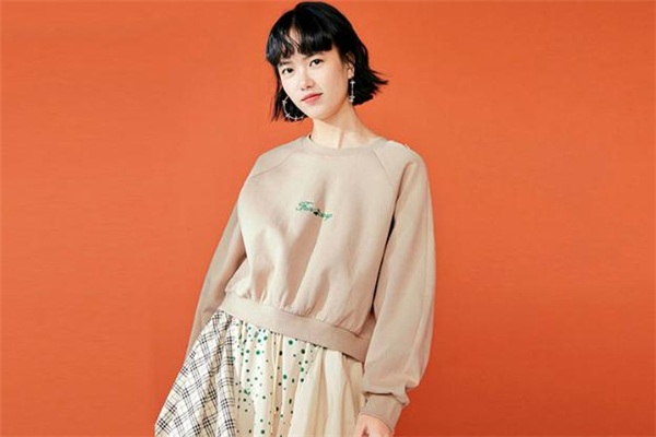 小個子女生秋天穿什么顯高 小個子女生秋天如何穿搭 小個子女生秋天穿什么顯高 小個子女生秋天如何穿搭