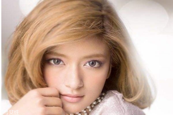 怎么樣能使眼睛變大呢 不整形如何使眼睛變大呢 怎么樣能使眼睛變大呢 不整形如何使眼睛變大呢