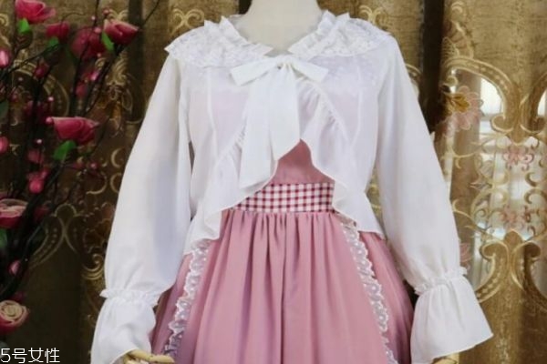 洛麗塔怎么穿搭 洛麗塔有哪些流行穿法 洛麗塔怎么穿搭 洛麗塔有哪些流行穿法