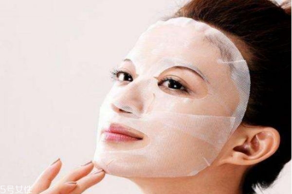 補(bǔ)水面膜有美白功效嗎 什么面膜好用補(bǔ)水美白 補(bǔ)水面膜有美白功效嗎 什么面膜好用補(bǔ)水美白