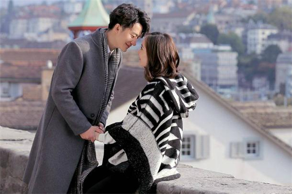 女朋友哭了怎么哄 戀愛中的女生為什么容易哭 女朋友哭了怎么哄 戀愛中的女生為什么容易哭