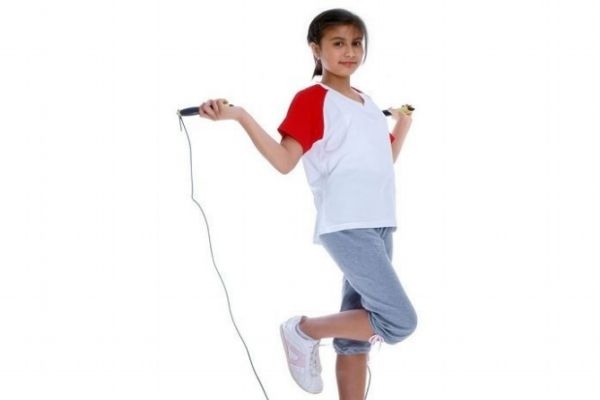 跳繩會有危害嗎 應(yīng)該怎么合理跳繩呢 跳繩會有危害嗎 應(yīng)該怎么合理跳繩呢