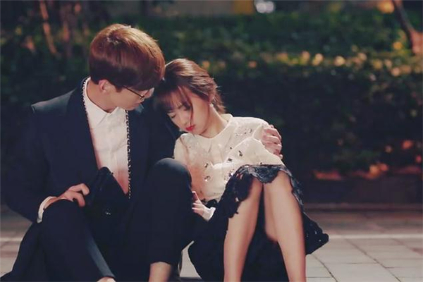 男生長得丑怎么追女生 喜歡的女生說我丑怎么辦 男生長得丑怎么追女生 喜歡的女生說我丑怎么辦