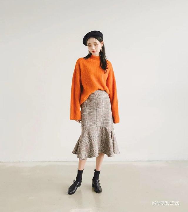 長款羽絨服內搭什么好看 越簡單越經典 長款羽絨服內搭什么好看 越簡單越經典