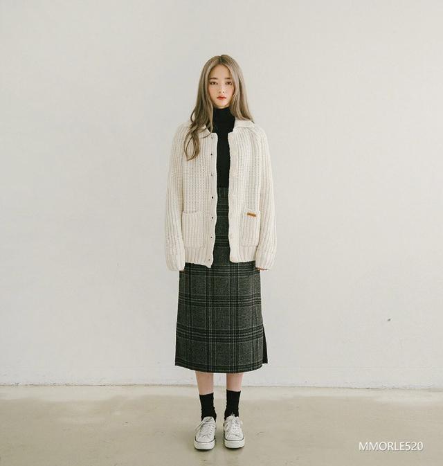 長款羽絨服內搭什么好看 越簡單越經典 長款羽絨服內搭什么好看 越簡單越經典