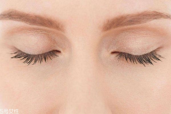 腫眼泡怎么快速消腫 腫眼泡形成的原因 腫眼泡怎么快速消腫 腫眼泡形成的原因