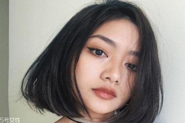 先畫眼影還是先貼雙眼皮貼 雙眼皮貼怎么涂眼影 先畫眼影還是先貼雙眼皮貼 雙眼皮貼怎么涂眼影