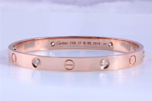 卡地亞手鐲為什么這么貴 卡地亞手鐲為什么那么多人喜歡 卡地亞手鐲為什么這么貴 卡地亞手鐲為什么那么多人喜歡