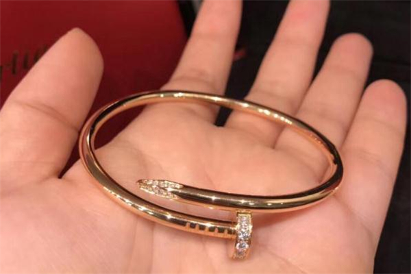 卡地亞手鐲為什么這么貴 卡地亞手鐲為什么那么多人喜歡 卡地亞手鐲為什么這么貴 卡地亞手鐲為什么那么多人喜歡