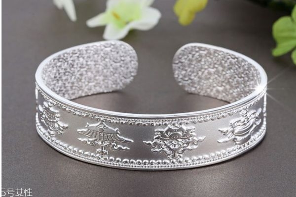 七度銀飾是怎么樣的品牌呢 七度銀飾是哪個國家的呢 七度銀飾是怎么樣的品牌呢 七度銀飾是哪個國家的呢