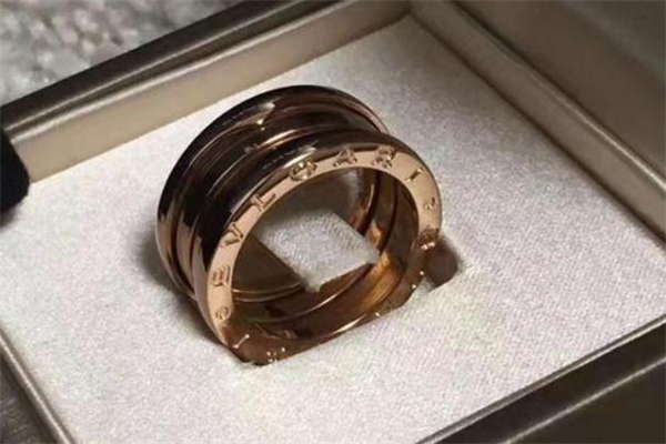 寶格麗彈簧戒指真假對比 寶格麗彈簧戒指真假辨別 寶格麗彈簧戒指真假對比 寶格麗彈簧戒指真假辨別