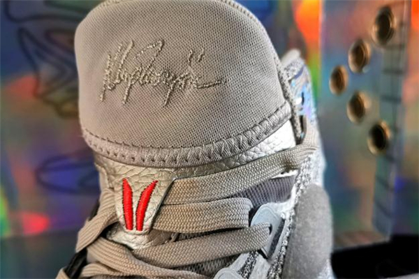 安踏kt5水晶球開(kāi)箱測(cè)評(píng) kt5水晶球是限量嗎