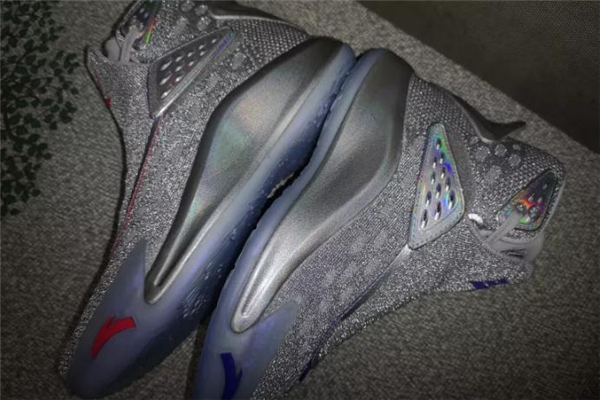 安踏kt5水晶球開(kāi)箱測(cè)評(píng) kt5水晶球是限量嗎