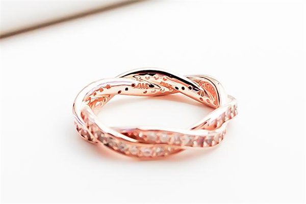 潘多拉命運之輪戒指掉色嗎 潘多拉命運之輪戒指什么材質