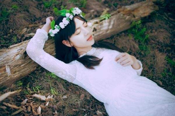 女生是不是忘不了初戀 忘記初戀的方法 女生是不是忘不了初戀 忘記初戀的方法