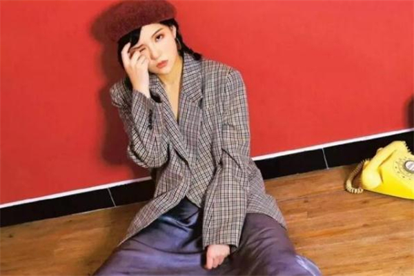 學(xué)院風(fēng)是什么風(fēng)格 學(xué)院風(fēng)女裝搭配圖片 學(xué)院風(fēng)是什么風(fēng)格 學(xué)院風(fēng)女裝搭配圖片