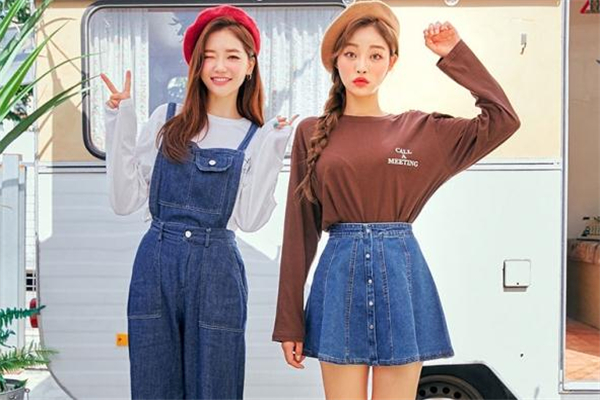 學(xué)院風(fēng)是什么風(fēng)格 學(xué)院風(fēng)女裝搭配圖片 學(xué)院風(fēng)是什么風(fēng)格 學(xué)院風(fēng)女裝搭配圖片