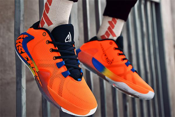 耐克字母哥一代和kd12哪個(gè)好 freak1和kd12對(duì)比測(cè)評(píng) 耐克字母哥一代和kd12哪個(gè)好 freak1和kd12對(duì)比測(cè)評(píng)