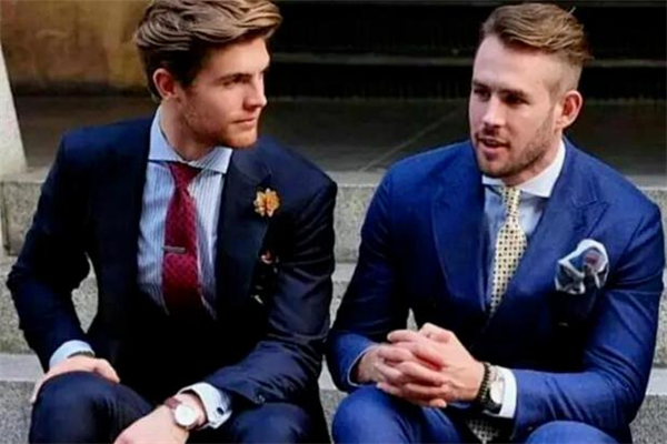 男生如何挑選西裝 男士西裝挑選需要注意哪些點(diǎn) 男生如何挑選西裝 男士西裝挑選需要注意哪些點(diǎn)