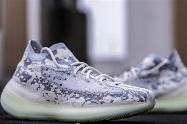 yeezy boost 380什么時候發(fā)售 椰子380多少錢 yeezy boost 380什么時候發(fā)售 椰子380多少錢