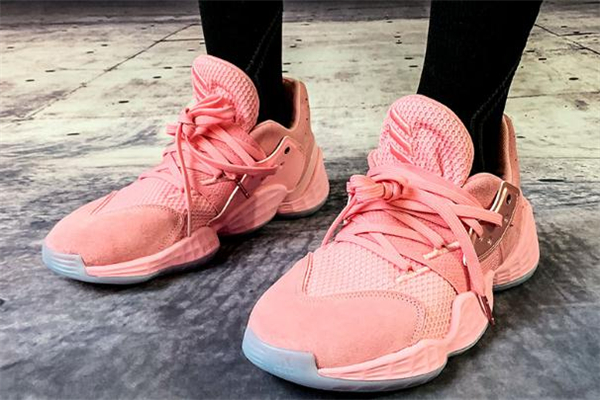 哈登4和kd12哪個(gè)好 哈登4和kd12對(duì)比測(cè)評(píng)