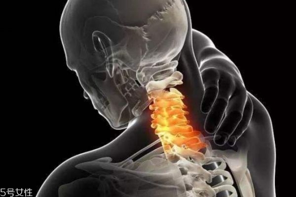 如何治療脊椎病呢 治療脊椎病的方法有什么呢 如何治療脊椎病呢 治療脊椎病的方法有什么呢