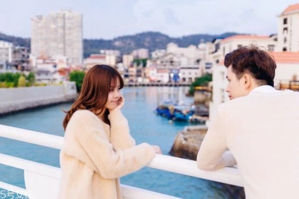 女生哪些舉動(dòng)會(huì)讓男生覺(jué)得很心動(dòng) 讓男生心動(dòng)的瞬間 女生哪些舉動(dòng)會(huì)讓男生覺(jué)得很心動(dòng) 讓男生心動(dòng)的瞬間