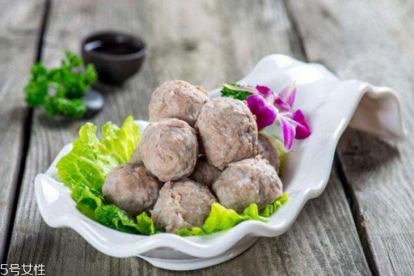 怎么選牛肉丸 如何去選購(gòu)牛肉丸 怎么選牛肉丸 如何去選購(gòu)牛肉丸