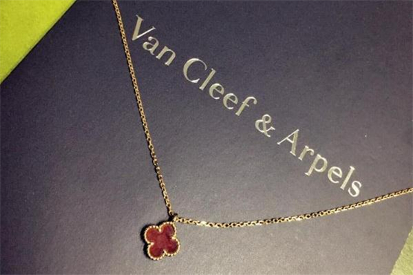 梵克雅寶在哪個(gè)國家最便宜 梵克雅寶哪里買最便宜