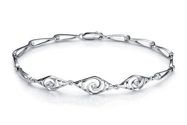 白金鉆石手鏈如何挑選 白金手鏈一般多少錢 白金鉆石手鏈如何挑選 白金手鏈一般多少錢