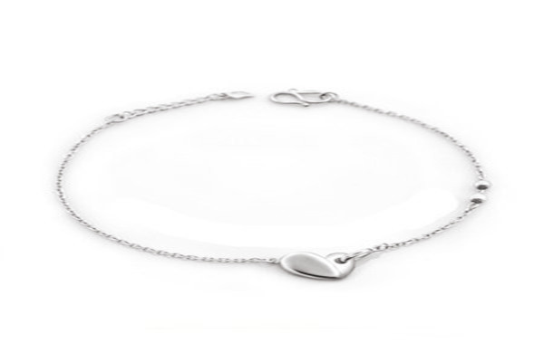 白金鉆石手鏈如何挑選 白金手鏈一般多少錢 白金鉆石手鏈如何挑選 白金手鏈一般多少錢