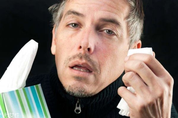 感冒一般是由什么引起的呢 感冒的癥狀有什么呢 感冒一般是由什么引起的呢 感冒的癥狀有什么呢