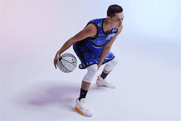 安踏kt5的魔術(shù)貼可以拆嗎 kt5魔術(shù)貼會(huì)開(kāi)嗎 安踏kt5的魔術(shù)貼可以拆嗎 kt5魔術(shù)貼會(huì)開(kāi)嗎