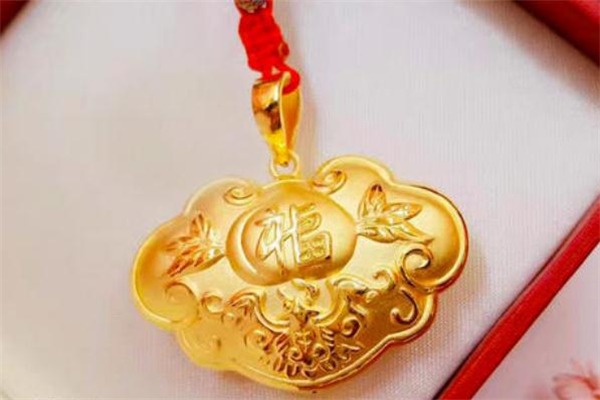 黃金長命鎖大概多少錢 黃金長命鎖一般多少克 黃金長命鎖大概多少錢 黃金長命鎖一般多少克