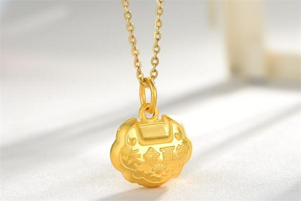 黃金長命鎖大概多少錢 黃金長命鎖一般多少克 黃金長命鎖大概多少錢 黃金長命鎖一般多少克