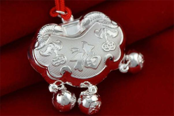 長(zhǎng)命鎖什么牌子好 長(zhǎng)命鎖哪個(gè)品牌好 長(zhǎng)命鎖什么牌子好 長(zhǎng)命鎖哪個(gè)品牌好