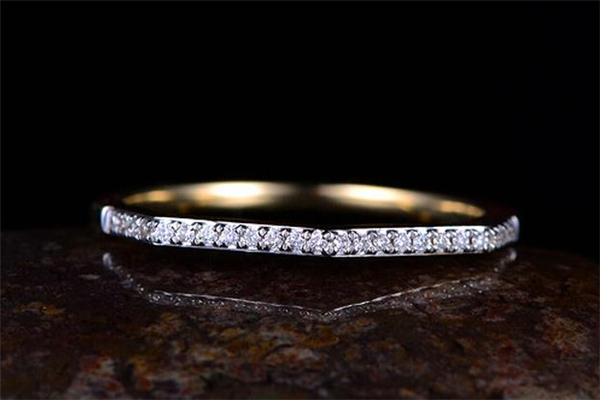 enzo和周生生哪個(gè)好 enzo和周生生品牌對比 enzo和周生生哪個(gè)好 enzo和周生生品牌對比