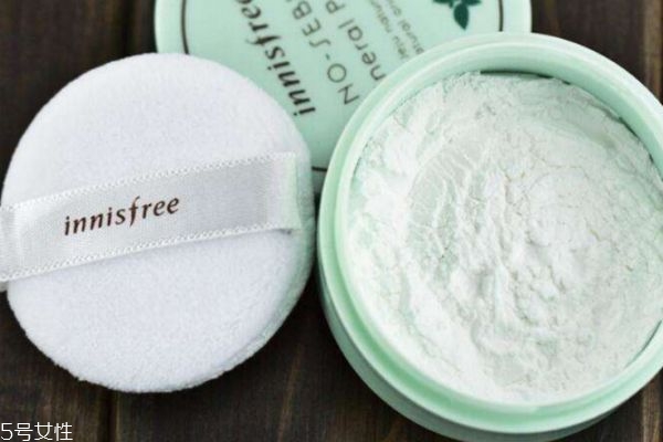 定妝粉哪個(gè)牌子好用 定妝粉結(jié)塊了怎么辦 定妝粉哪個(gè)牌子好用 定妝粉結(jié)塊了怎么辦