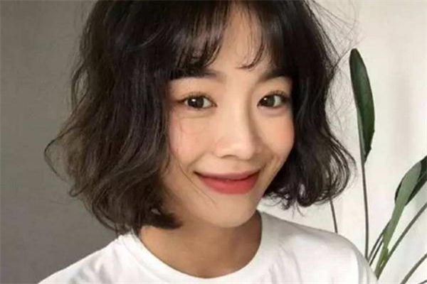 蛋卷頭染什么發(fā)色好看 蛋卷頭適合染什么顏色 蛋卷頭染什么發(fā)色好看 蛋卷頭適合染什么顏色