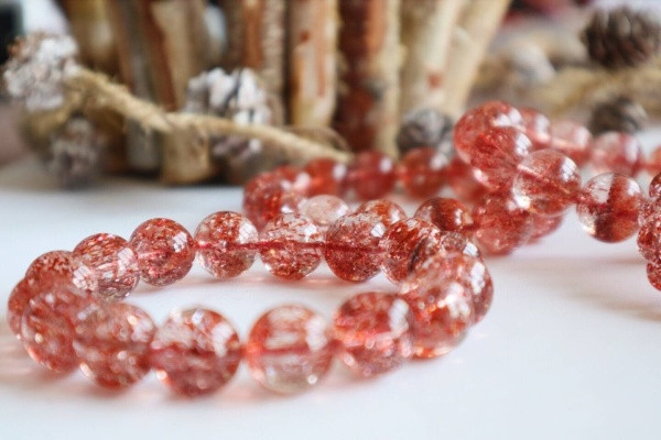 草莓晶怎么挑選 草莓晶怎么保養(yǎng) 草莓晶怎么挑選 草莓晶怎么保養(yǎng)