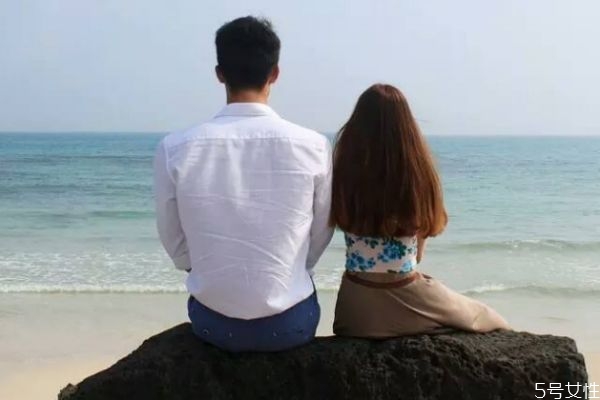 找什么借口加男生微信 要男生微信他會(huì)拒絕嗎 找什么借口加男生微信 要男生微信他會(huì)拒絕嗎