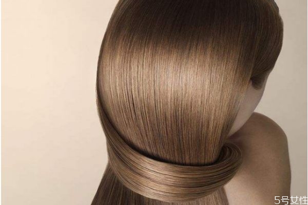 頭發(fā)干枯怎么保養(yǎng) 頭發(fā)怎么保養(yǎng)有光澤 頭發(fā)干枯怎么保養(yǎng) 頭發(fā)怎么保養(yǎng)有光澤