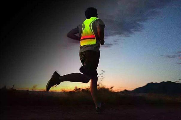 跑步和hiit哪個(gè)減肥效果好 跑步和hiit哪個(gè)更減脂 跑步和hiit哪個(gè)減肥效果好 跑步和hiit哪個(gè)更減脂