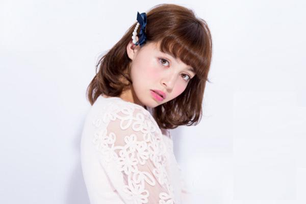 大臉適合什么發(fā)卡 什么樣的人適合戴發(fā)卡 大臉適合什么發(fā)卡 什么樣的人適合戴發(fā)卡